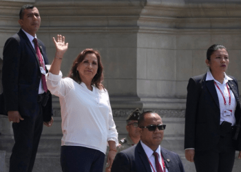Perú: presidenta Boluarte dice que no renunciará pese a letales protestas