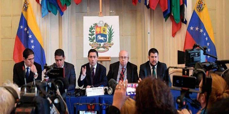 El Cuerpo diplomático designado pór Guaidó cesa sus funciones en embajadas de países que le reconocían