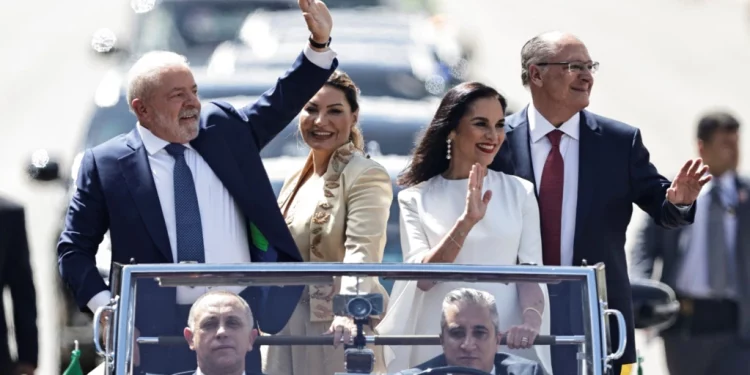 Brasil: Lula da Silva asumió como presidente su tercer período