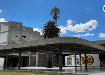 Pinturas, esculturas y vitrales son parte esencial de lo que la UNESCO distinguió como ejemplo excepcional de la arquitectura moderna en la Universidad Central de Venezuela.