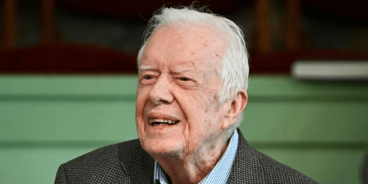 Ex presidente Jimmy Carter ingresa a cuidados paliativos en casa