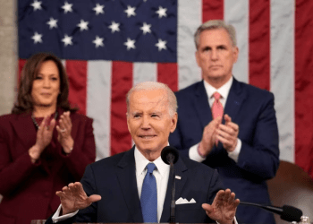 El presidente de Estados Unidos, Joe Biden, se dirige al Congreso con motivo del discurso sobre el Estado de la Nación, en Washington, el 7 de febrero de 2023.