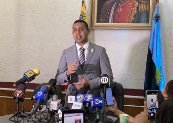 Zulia: “el 84.6 por ciento de los zulianos padecen por la crisis de agua”, señaló el legislador Barboza