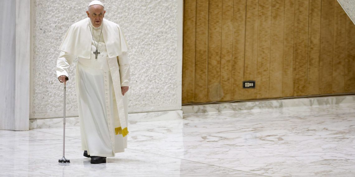 Hospitalizado el Papa Francisco