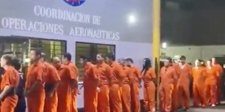 Presentados imputados por corrupción nueve funcionarios públicos, 10 empresarios, un exdiputado y tres jueces  (+ Video)