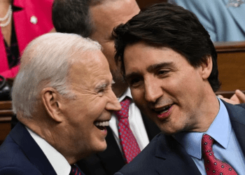 Biden y Trudeau anuncian acuerdo para detener cruces fronterizos irregulares entre EEUU y Canadá
