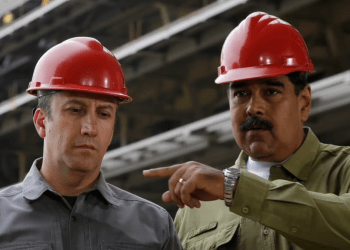 «Terremoto político” en Venezuela por investigación de corrupción beneficia a Maduro: analistas