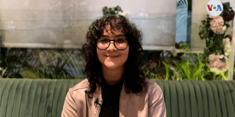 Neisser Bonout, comediante venezolana, basa su trabajo actual en experiencias de vida.