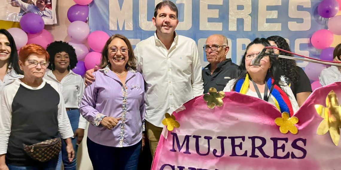 Prosperi promete Ley de Empoderamiento Femenino para garantizar paridad laboral de género
