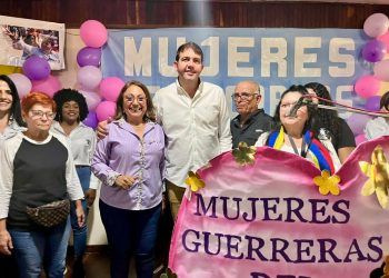 Prosperi promete Ley de Empoderamiento Femenino para garantizar paridad laboral de género