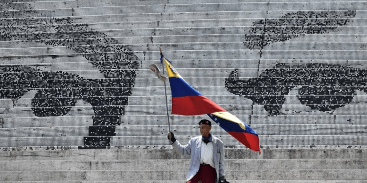 ARCHIVO - Los cargamentos de Chevron no han representado un alza en las exportaciones totales de Venezuela en medio de una necesidad masiva de inversión tras años de conflicto con las petroleras internacionales, un éxodo de personal calificado y sanciones.