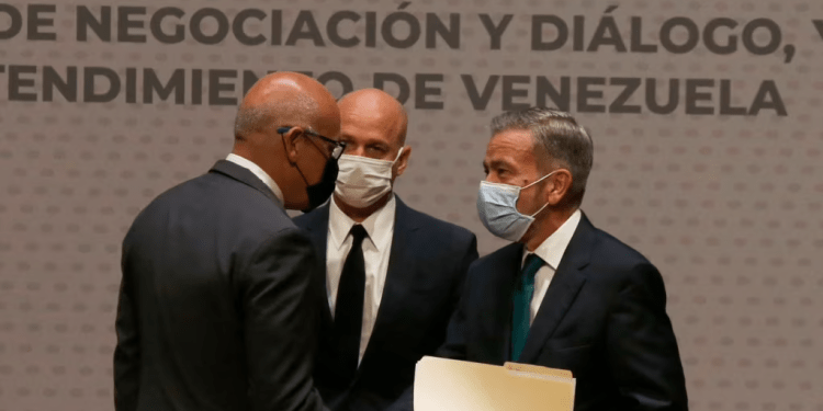 Venezuela sin fecha para volver a negociaciones en México (+ Video)