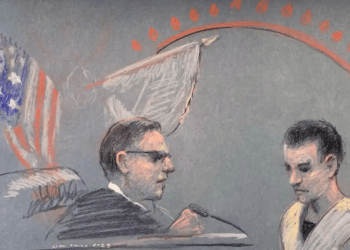 Más de 10 años en prisión podría enfrentar acusado de filtraciones del Pentágono (+ Video)