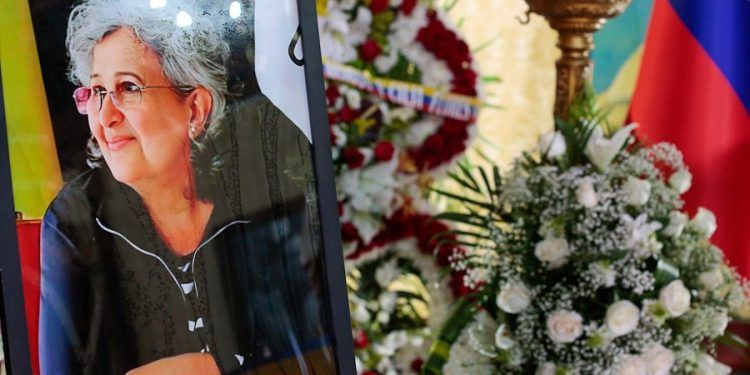 En Capilla ardiente gobierno nacional rinde honores a Tibisay Lucena (+ Video)