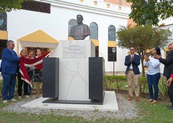 Busto del Cardenal Jorge Urosa Savino es develado en Seminario Nuestra Señora del Socorro