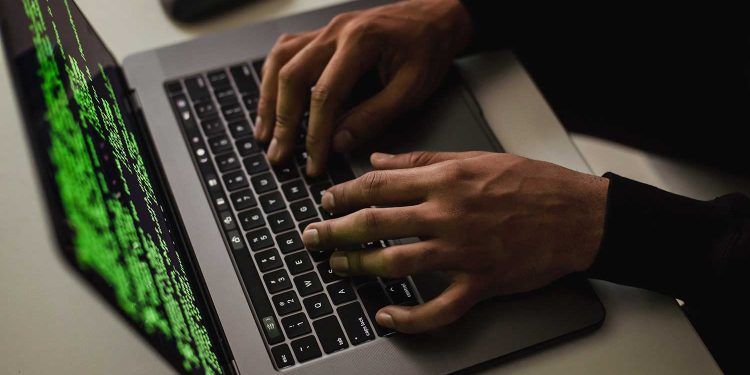 Delitos informáticos en alza: Expertos entregan sus consejos para evitar percances en el próximo CyberDay