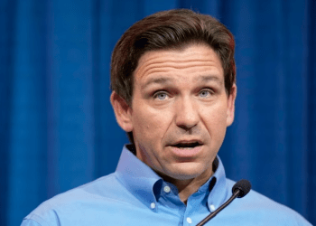 DeSantis anunciará candidatura el miércoles en Twitter Spaces con Elon Musk