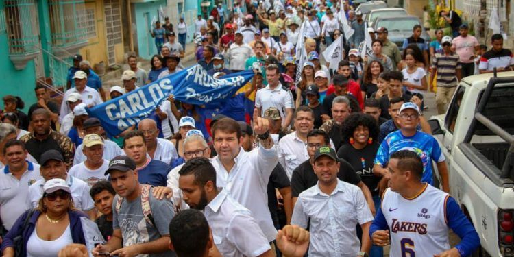 Prosperi: Los adecos estamos en la calle y vamos por Miraflores