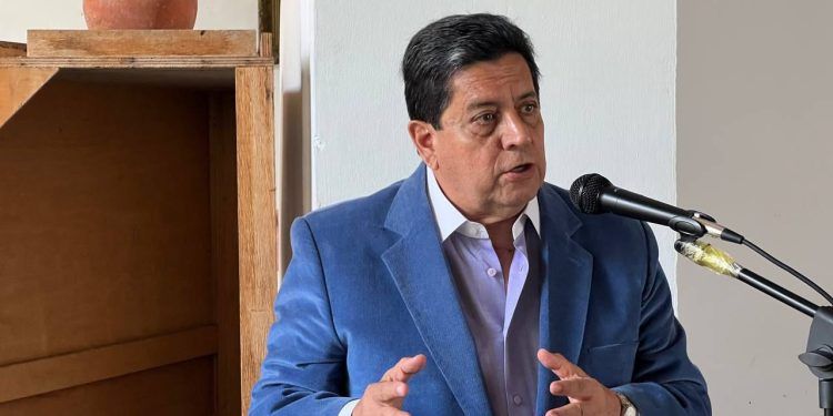 Edgar Zambrano: «De evadirse el proceso primario estamos condenados a la continuidad»