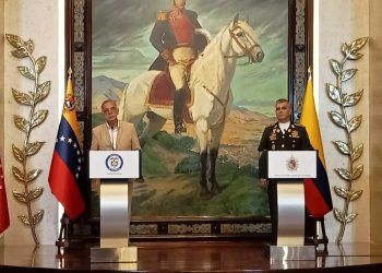 Venezuela y Colombia acuerdan reforzar presencia militar en la frontera
