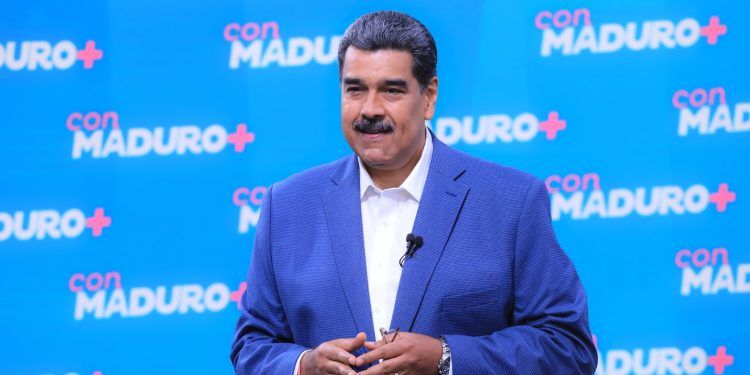 Nicolás Maduro agradeció la labor del personal de salud durante la pandemia
