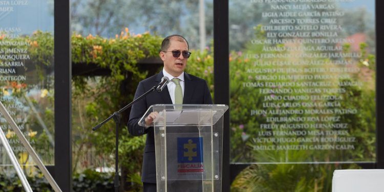 Colombia: «Estamos ante la presencia de un golpe de estado», Fiscal General increpa a Petro (+ Video)