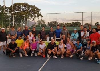 Torneo de tenis Inoxidables del Centro en el Centro Social Madeirense