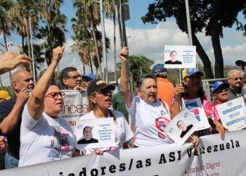 UNIDAD VENEZUELA: Multitudinaria marcha sirvió para unir a los venezolanos este 1 de mayo en una sola voz: Exigieron salarios dignos (+ imágenes)