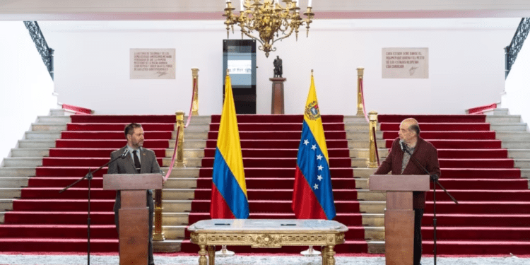 Venezuela y Colombia crean comisión de vecindad e integración entre ambos países