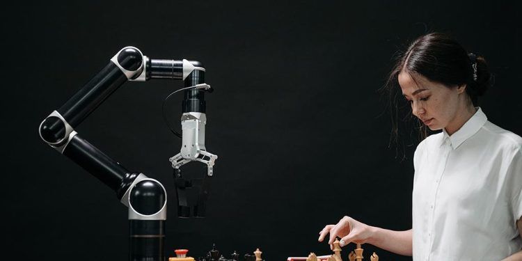 ¿Es la inteligencia artificial un riesgo para la humanidad? Expertos abordan advertencia sobre sus peligros