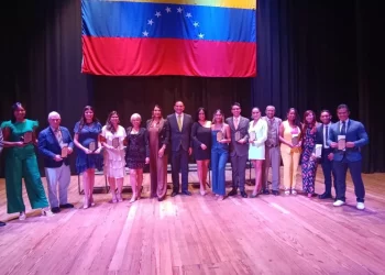 Ruth Lara Castillo: acercarse al gremio,  mantener la defensa de la institución, es el llamado del CNP Carabobo