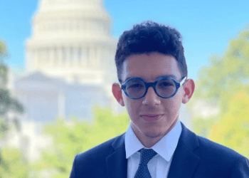 Luis Moros: Huyó de Venezuela con 100 dólares y hoy se dedica a inspirar a jóvenes refugiados (+ Videos)