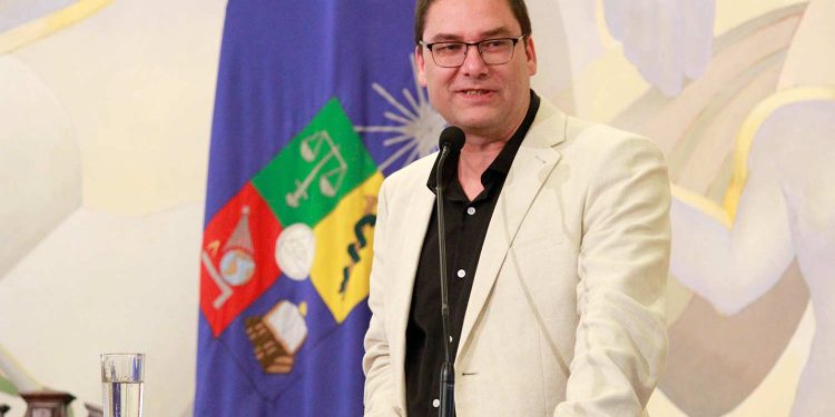 David Wilgenbus, experto francés en ciencias de la educación: “Hay que trabajar el tema del cambio climático de forma más positiva, involucrando a niños y adolescentes en la acción”