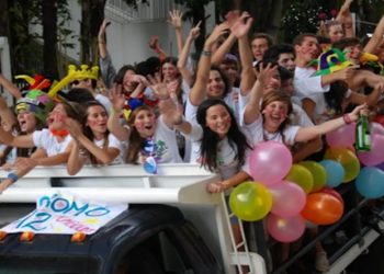 Caracas: Prohíben «Caravanas  de graduación»  en el municipio Libertador