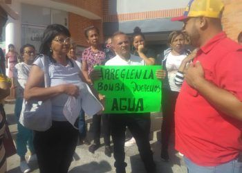 Carabobo: «La crónica falta de agua en Fundación CAP está de cumpleaños» afirman con ironía vecinos