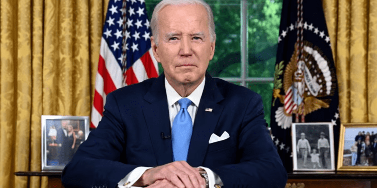 Biden firma proyecto de ley de techo de deuda que aleja a EEUU de incumplimiento sin precedentes