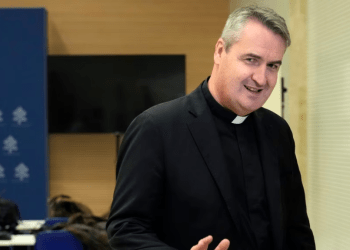 Papa Francisco pide evitar la corrupción al recaudar fondos para el Vaticano