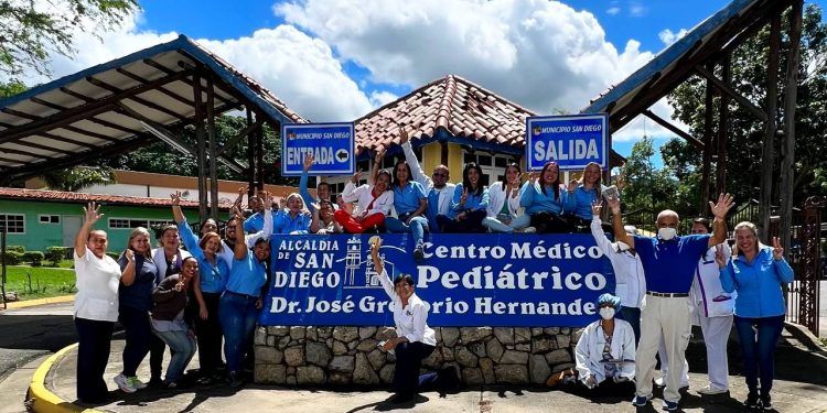 ”Hospitalito” de San Diego celebró 23 años de fundación realizando una arborización