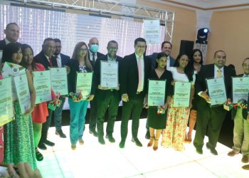 Carabobo: Alcalde Fuenmayor entregó premios municipales de periodismo 2023