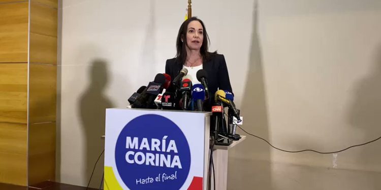 María Corina Machado a Maduro: "Tú no eres quien va a elegir al candidato que te va a enfrentar y derrotar en 2024”