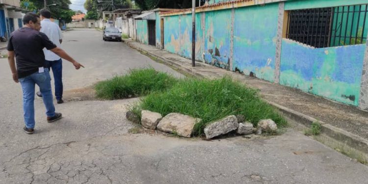 Carabobo: Sector Naranjillos de Guacara se encuentra sumergido en el abandono