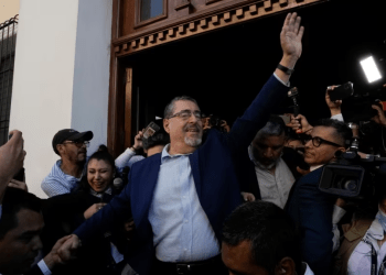 Las proyecciones del Tribunal Supremo Electoral dan a Bernardo Arévalo un triunfo irrefutable en la segunda vuelta presidencial en Guatemala realizada este domingo 20 de agosto.