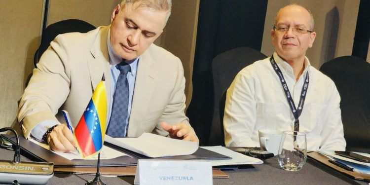 República Dominicana: Tarek William Saab propone capacitar contra la corrupción y trata de personas (+ Video)