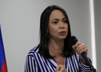 María Corina Machado durante un conversatorio con la Asociación de la Prensa Extranjera en Venezuela (APEX), el 26 de septiembre de 2023