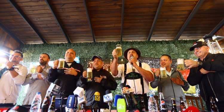 Tradición, concursos, espectáculos musicales y más en el Oktober Beer Fest 2023 en la Colonia Tovar