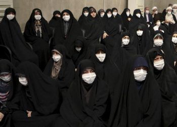 Irán: Parlamento apruebó ley que recrudece coercitivamente aún más la falta de uso del velo