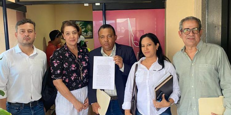 Carabobo:  Vecinos de Villas El Encanto piden a la Alcaldía de Naguanagua demoler la construcción de centro comercial que viola variables urbanas