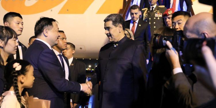 Maduro arribó a Shanghái tras visita a Shenzhen en China (+ Video)