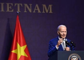 El presidente estadounidense, Joe Biden, ofrece una conferencia de prensa en Hanoi el 10 de septiembre de 2023, el primer día de una visita a Vietnam.