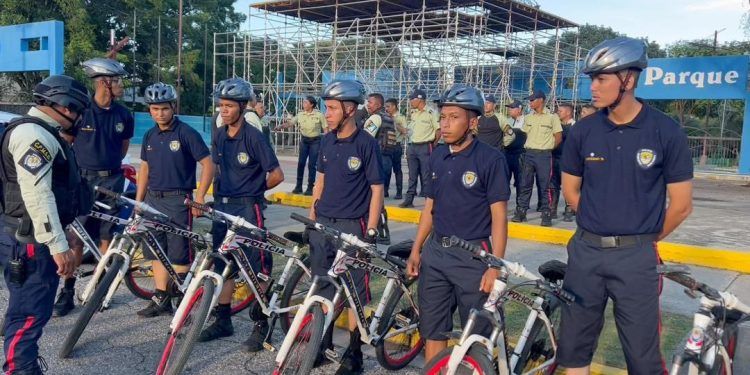 Carabobo: Alcalde León Jurado reactivó la Brigada Ciclística y entregó tres radiopatrullas a Policía de San Diego